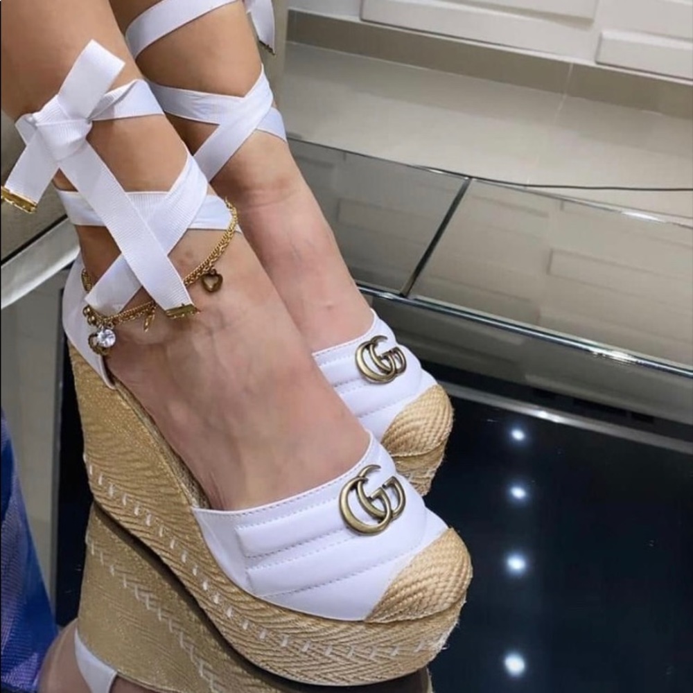 Beautiful white platform women shoes  size 7-8 available